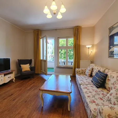 Apartament Na Monte Cassino 42 *